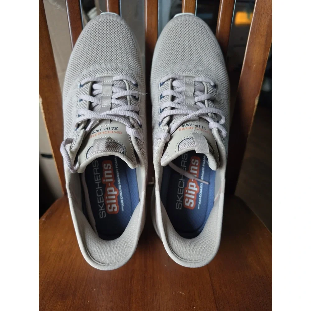 Mens Skechers Slip On, Size 11.5